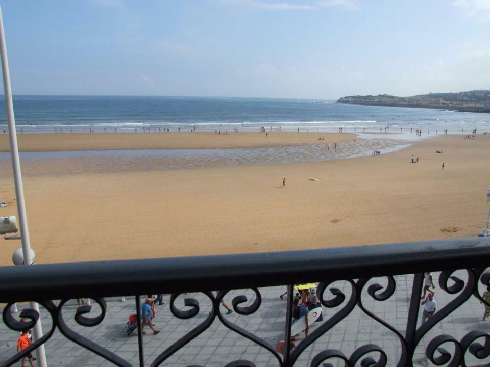 Vivienda En Gijon Frente Al Mar Gijón Exterior foto